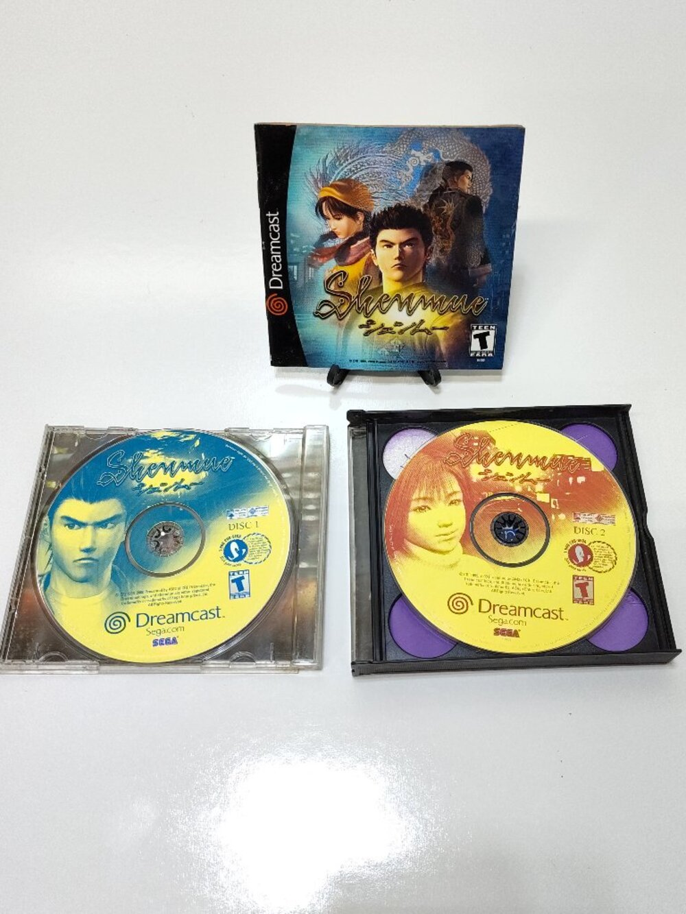 Sega Dreamcast Shenmue Complete 4 Disc Set Passport Manual Slipcover Video Game